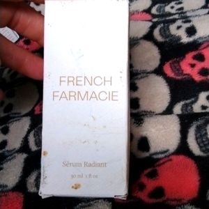 French Farmacie Serum Radiant nib